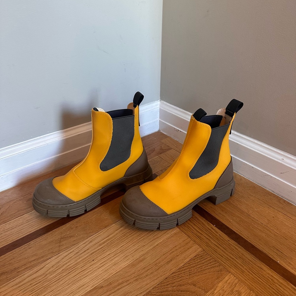 Ganni Yellow and Brown Rain Boots